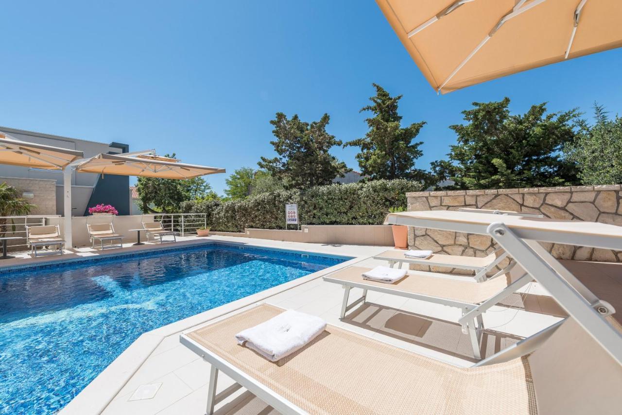 Kings View Sarkic Novalja Exterior foto