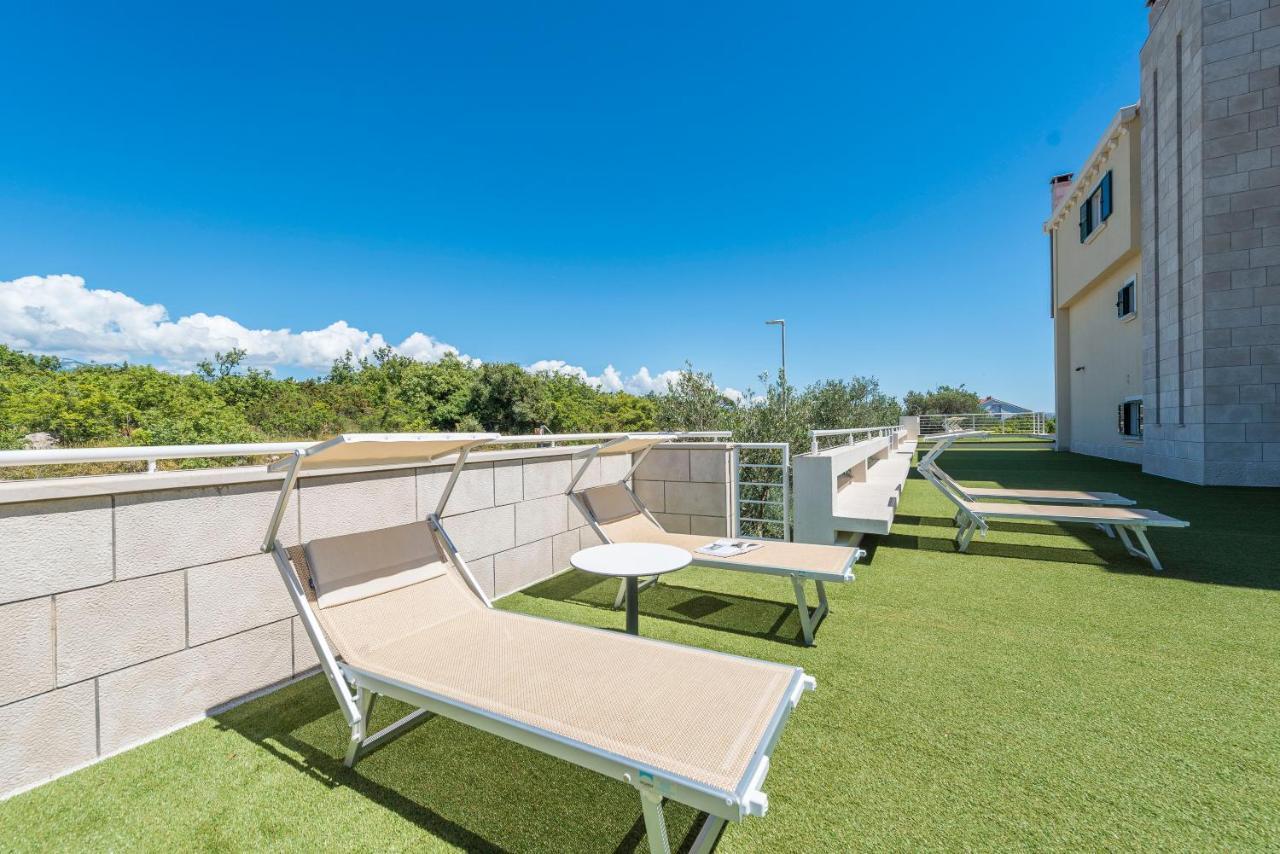 Kings View Sarkic Novalja Exterior foto