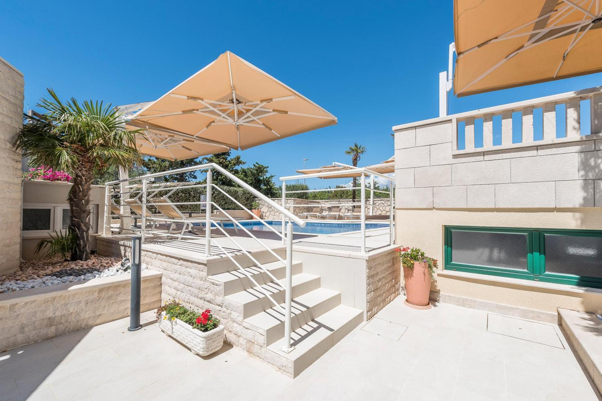 Kings View Sarkic Novalja Exterior foto